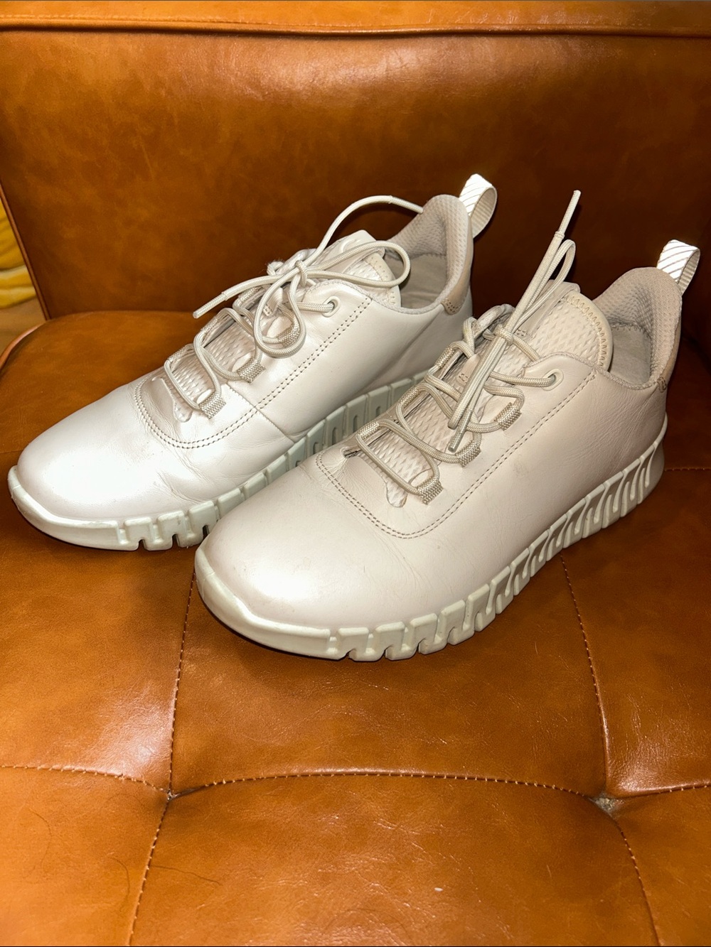 ECCO Gruuv ULTRAFLEX Beige Sneakers size 39